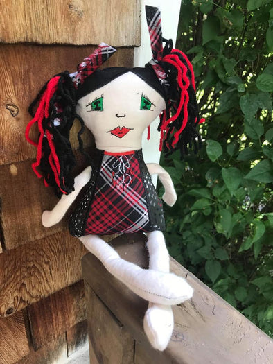 Miss Bridget ITH Pictuterstitch Doll-Doll Certificate