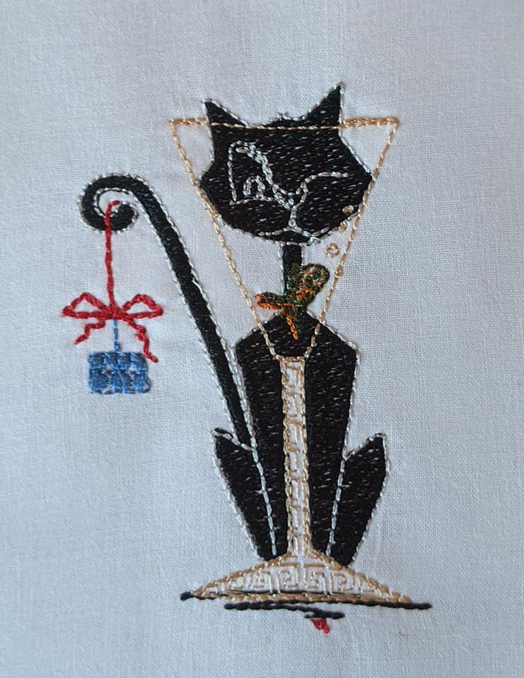 Urban Machine Embroidery- Cheer's Cat & Fish – picturestitch