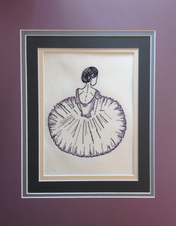 Ballerina Sitting - Embroidery Design
