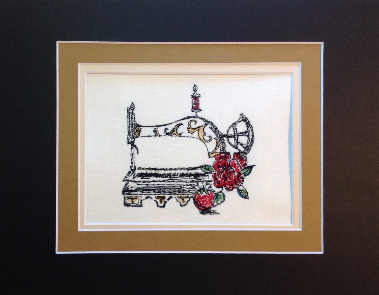 Vintage Sewing Machine - Embroidery Design – picturestitch